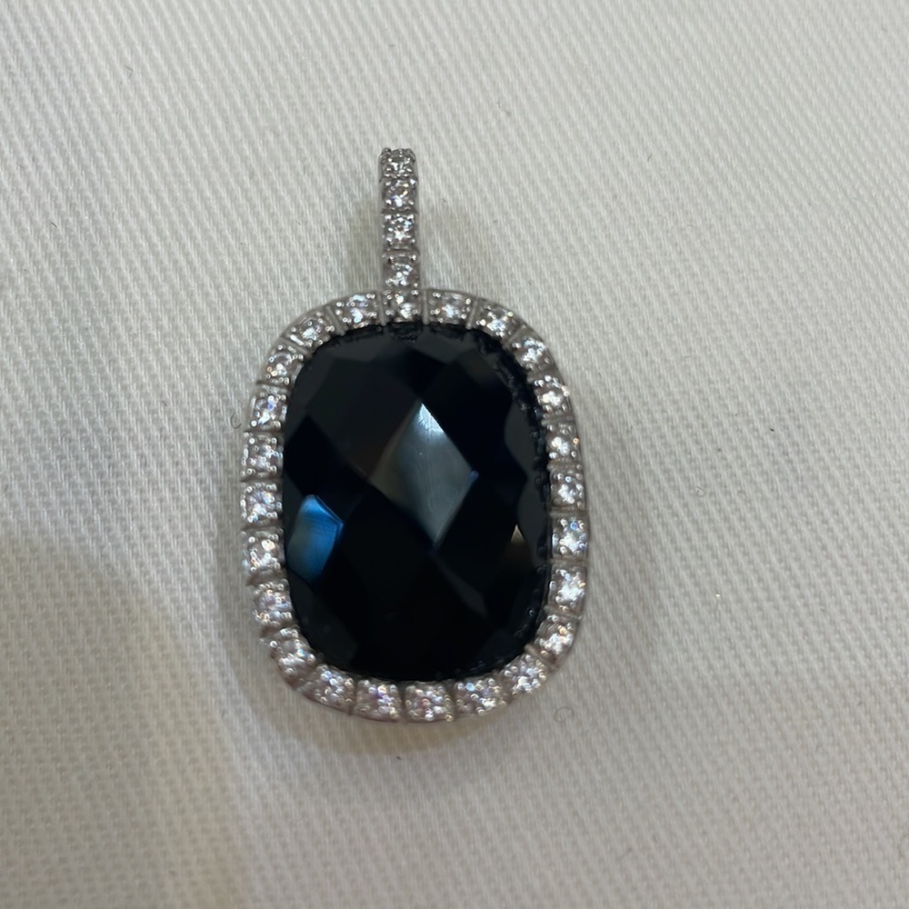 ESPO Joseph Esposito Sterling .925, CZ & Faceted Onyx/Crystal? Pendant-Like New